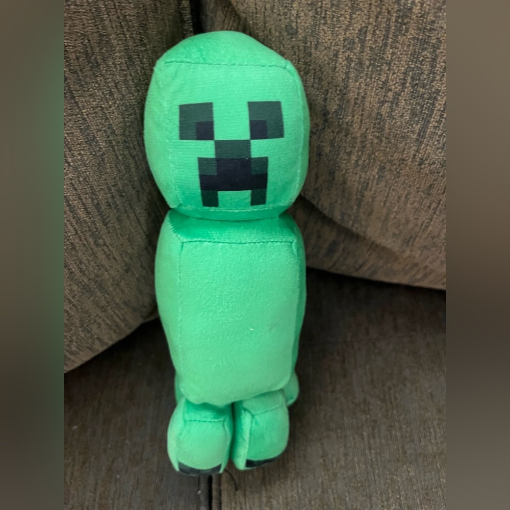 Toy Factory Minecraft Creeper Plush 8”